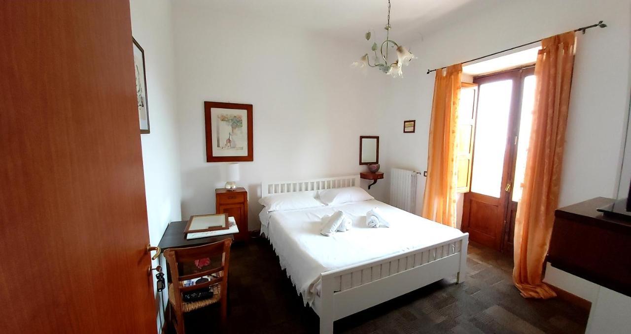 ヴィッラピアーナ La Panoramica Bed & Breakfast エクステリア 写真
