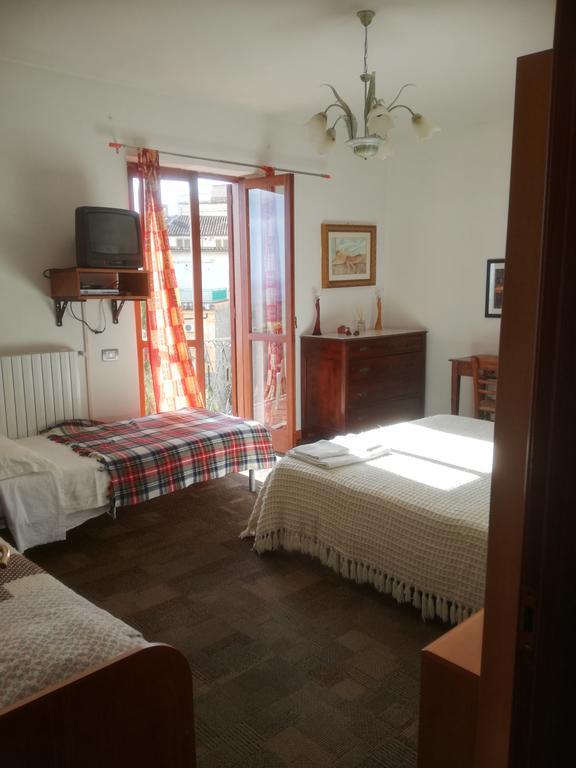 ヴィッラピアーナ La Panoramica Bed & Breakfast エクステリア 写真