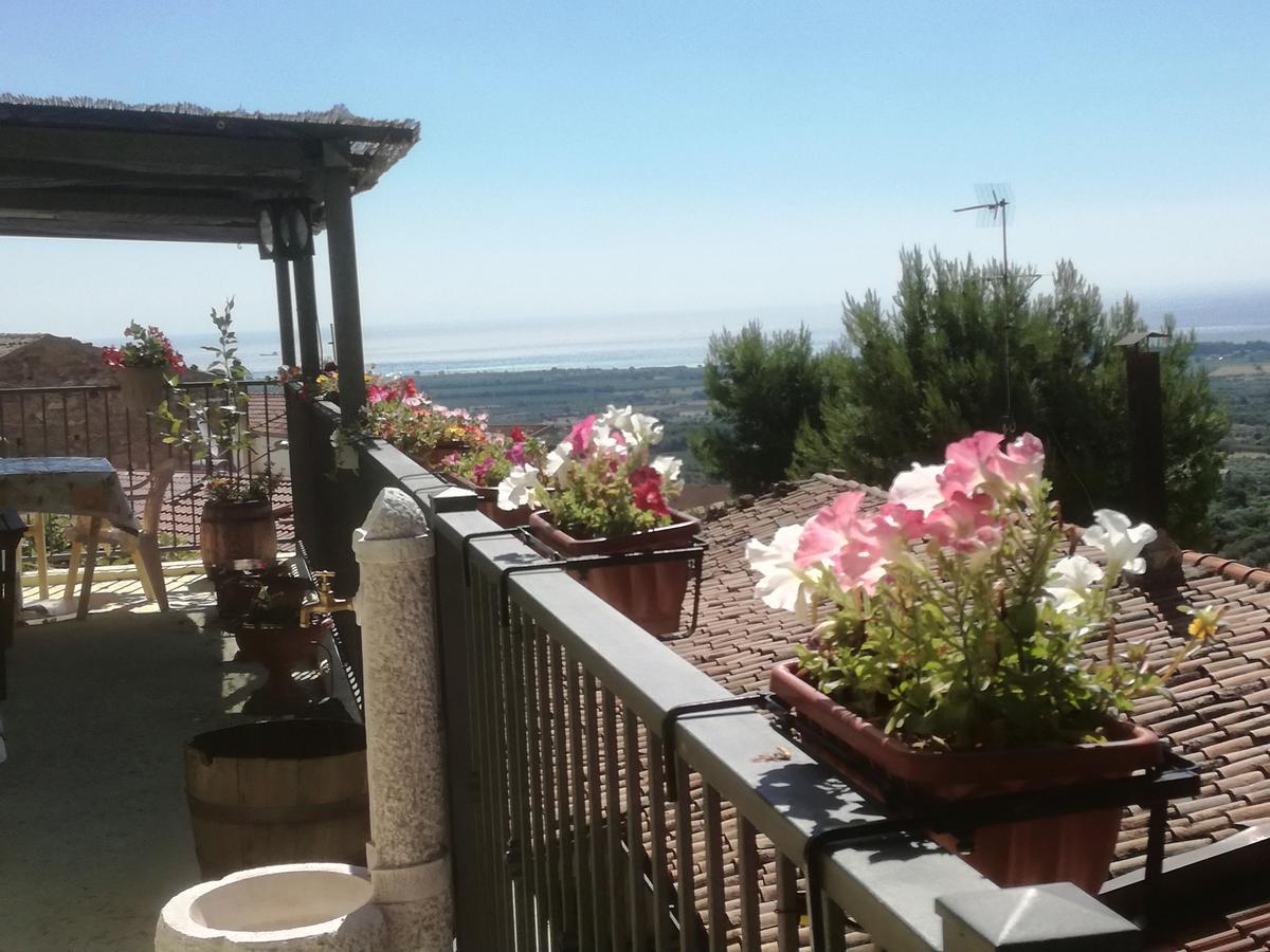 ヴィッラピアーナ La Panoramica Bed & Breakfast エクステリア 写真